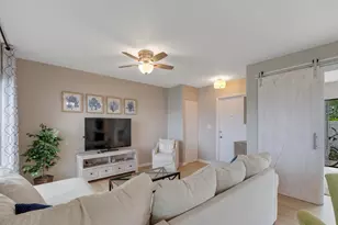 3206 S Lakeview Cir, Fort Pierce, FL 34949 - Photo 10