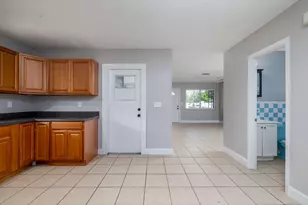 917 SE Nassau Ave, Stuart, FL 34994 - Photo 12