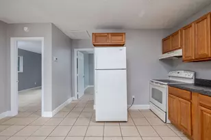 917 SE Nassau Ave, Stuart, FL 34994 - Photo 14