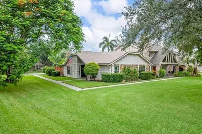 1960 Derby Trail, Wellington, FL 33414 - Photo 2