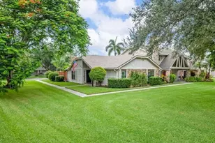 1960 Derby Trail, Wellington, FL 33414 - Photo 2
