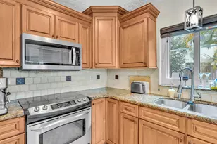 10310 Santiago St, Cooper City, FL 33026 - Photo 32