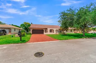 895 NW 110th Ln, Coral Springs, FL 33071 - Photo 36
