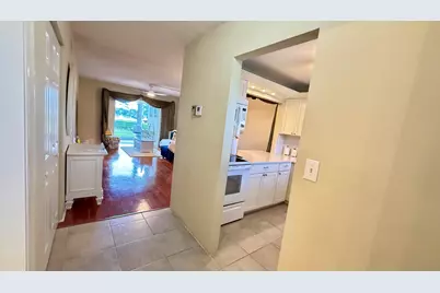 2728 N Garden Dr Drive N #214, Lake Worth Beach, FL 33461 - Photo 8