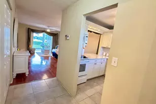 2728 N Garden Dr Dr N, Lake Worth Beach, FL 33461 - Photo 8