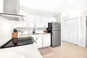 551 Greensward Ln, Delray Beach, FL 33445 - Photo 8