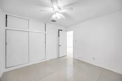 2107 NE 15th Avenue, Wilton Manors, FL 33305 - Photo 14