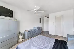 5190 E Sabal Palm Blvd, Tamarac, FL 33319 - Photo 10
