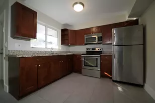 1126 NE 16th Pl, Fort Lauderdale, FL 33305 - Photo 2