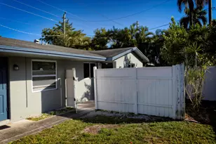 1126 NE 16th Pl, Fort Lauderdale, FL 33305 - Photo 1