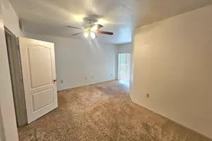 112 SW Peacock Blvd, Port Saint Lucie, FL 34986 - Photo 10