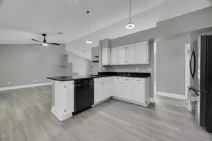 601 Howard St, Fort Pierce, FL 34982 - Photo 12