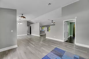 601 Howard St, Fort Pierce, FL 34982 - Photo 6
