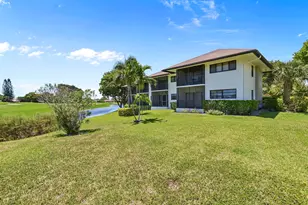 401 Greensward Ln, Delray Beach, FL 33445 - Photo 32