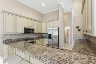 832 Heritage Dr, Weston, FL 33326 - Photo 16