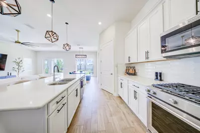 10562 Northbrook Circle, Palm Beach Gardens, FL 33412 - Photo 16