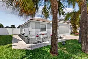 1489 NW 153rd Ave, Pembroke Pines, FL 33028 - Photo 22