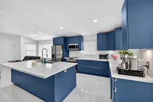 1489 NW 153rd Ave, Pembroke Pines, FL 33028 - Photo 10