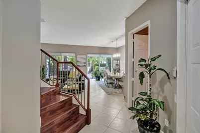 824 Spinnaker Drive E, Hollywood, FL 33019 - Photo 10