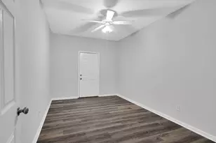 8305 Homeport Ct, Jacksonville, FL 32244 - Photo 12