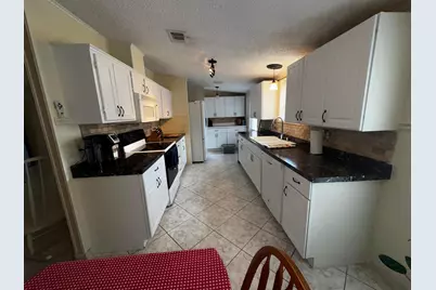 4081 4th Court, Lantana, FL 33462 - Photo 6