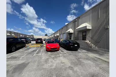 2710 NW 72nd Avenue, Miami, FL 33122 - Photo 2