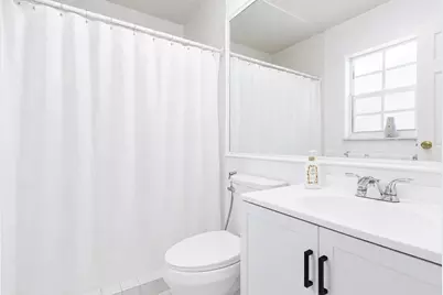 10691 NW 26th Place, Sunrise, FL 33322 - Photo 14