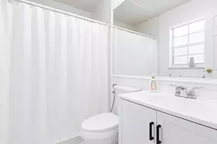 10691 NW 26th Pl, Sunrise, FL 33322 - Photo 14