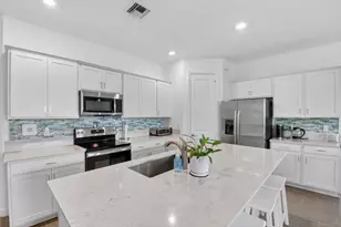 6026 Henderson Wy, West Palm Beach, FL 33415 - Photo 1