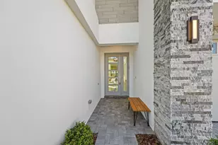 8116 Laurel Falls Dr, Boca Raton, FL 33496 - Photo 6