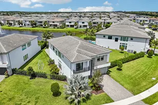 8116 Laurel Falls Dr, Boca Raton, FL 33496 - Photo 4