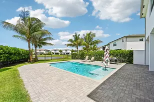 8116 Laurel Falls Dr, Boca Raton, FL 33496 - Photo 44