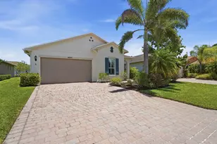 10375 SW Indian Lilac Trail, Port Saint Lucie, FL 34987 - Photo 2