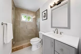 301 NW 26th Ct, Wilton Manors, FL 33311 - Photo 14