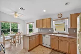 8171 Palm Gate Dr, Boynton Beach, FL 33436 - Photo 12