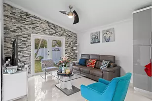 181 SW 203rd Ave, Pembroke Pines, FL 33029 - Photo 8