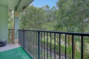 340 Crestwood Cir, Royal Palm Beach, FL 33411 - Photo 14