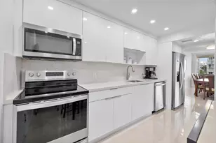1080 94th St, Bay Harbor Islands, FL 33154 - Photo 16