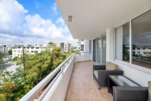 1080 94th St, Bay Harbor Islands, FL 33154 - Photo 32