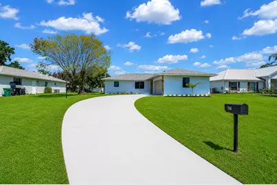 794 SE Albatross Avenue, Port Saint Lucie, FL 34983 - Photo 2