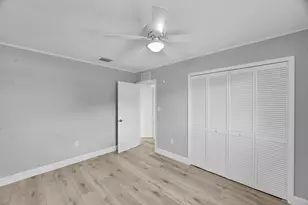 794 SE Albatross Ave, Port Saint Lucie, FL 34983 - Photo 10