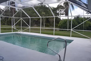 1104 Raintree Ln, Wellington, FL 33414 - Photo 16
