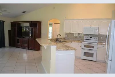 1104 Raintree Lane, Wellington, FL 33414 - Photo 6