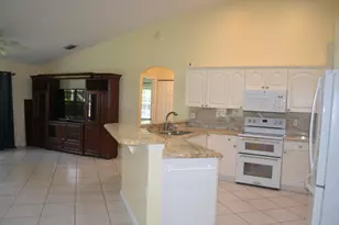 1104 Raintree Ln, Wellington, FL 33414 - Photo 6