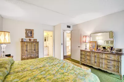 2049 Lyndhurst K #2049, Deerfield Beach, FL 33442 - Photo 32