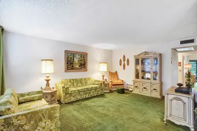 2049 Lyndhurst K #2049, Deerfield Beach, FL 33442 - Photo 6