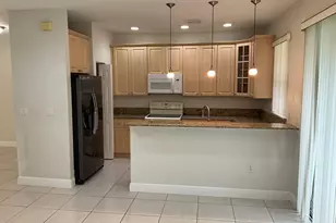 6639 Hidden Cove Dr, Davie, FL 33314 - Photo 2