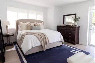 323 NE 7th St, Fort Lauderdale, FL 33304 - Photo 2