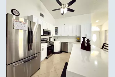 10189 Balsa Way, Palm Beach Gardens, FL 33410 - Photo 12