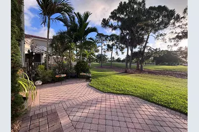 49 VÃ­a Verona, Palm Beach Gardens, FL 33418 - Photo 2